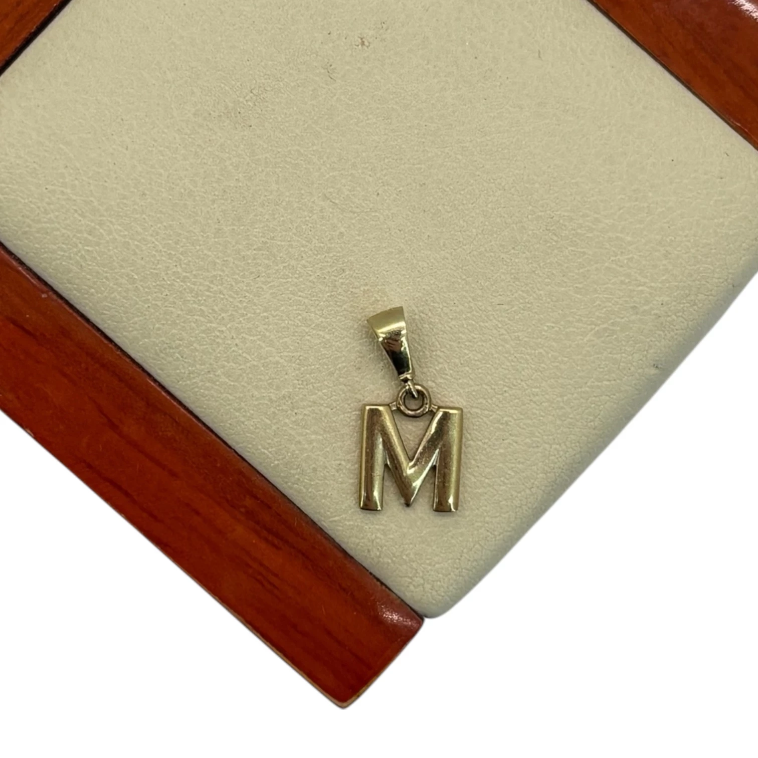 zlota-333-zawieszka-literka-m-044g-krzywoustego-60-szczecin