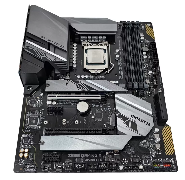 plyta-glowna-gigabyte-z590-gaming-x-procesor-i5-10400-chlodzenie-wodne-stan-11323-2