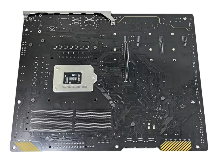 plyta-glowna-gigabyte-z590-gaming-x-procesor-i5-10400-chlodzenie-wodne-typ-obslugiwanej-pamieci-9021-1024