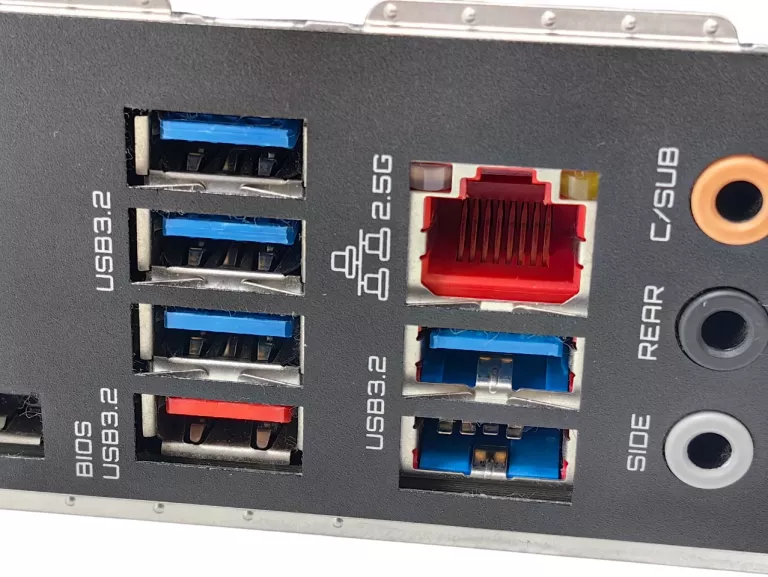 plyta-glowna-gigabyte-z590-gaming-x-procesor-i5-10400-chlodzenie-wodne-standard-plyty-9004-10