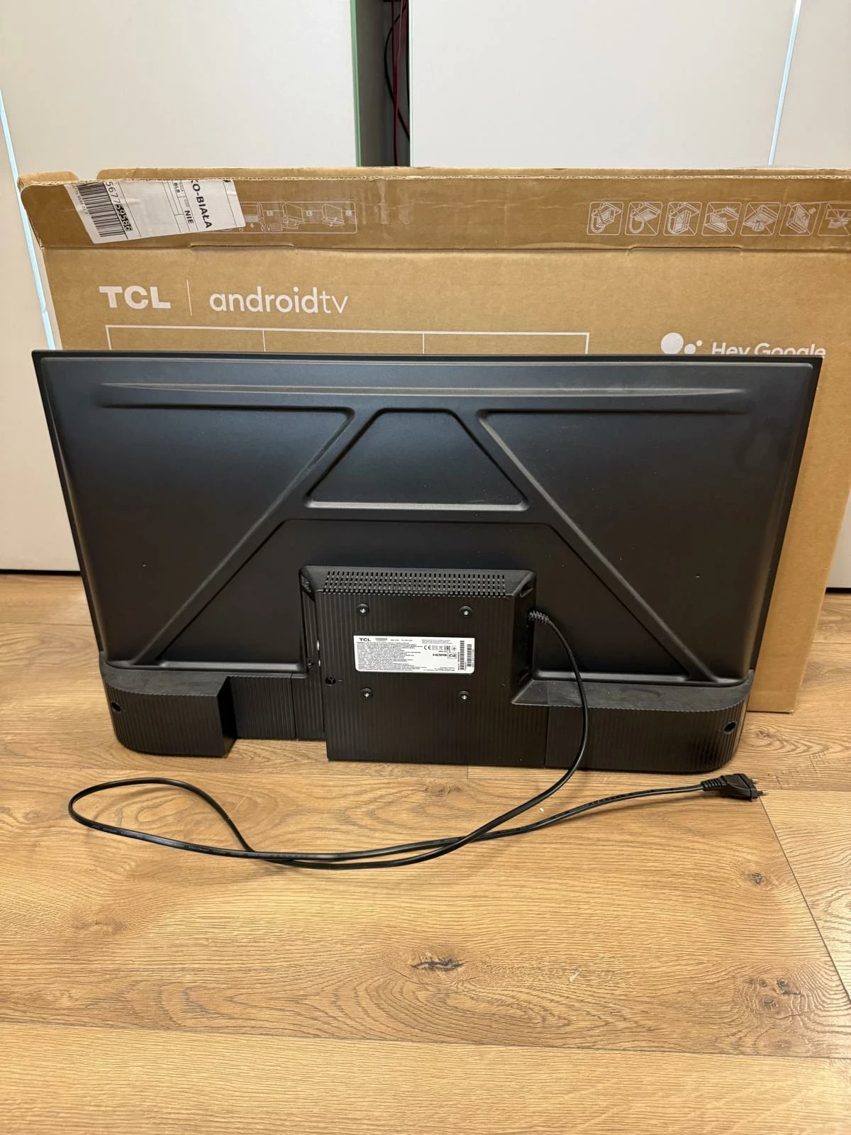 tcl-32s5400a-telewizor-led-32-hd-ready-wifi-bt-2xhdmi-androidtv-przekatna-ekranu-cale-3200