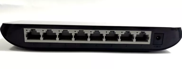 switch-tp-link-tl-sg1008d-8101001000-mbs-stan-11323-2