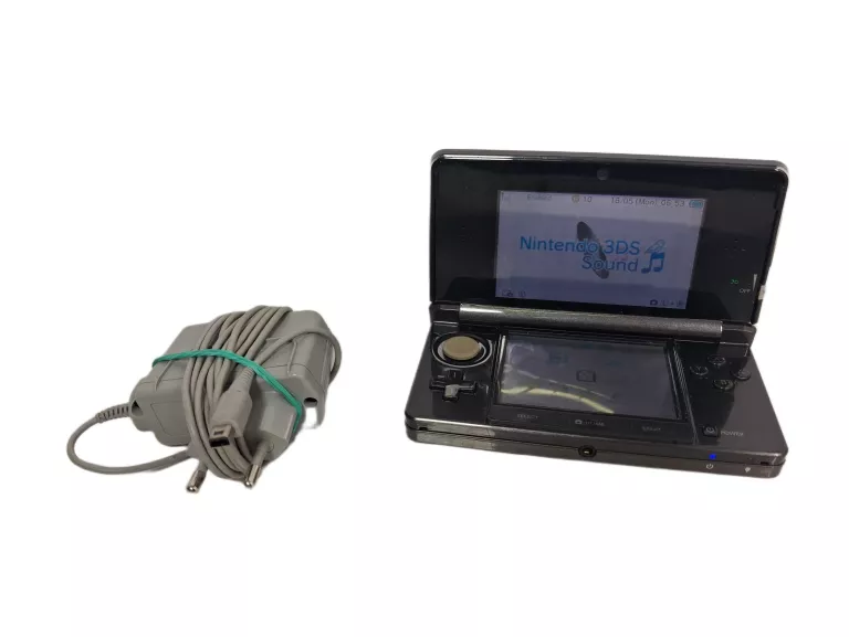 konsola-nintendo-3ds-ladowarka-karta-32gb-ean-gtin-045496500238
