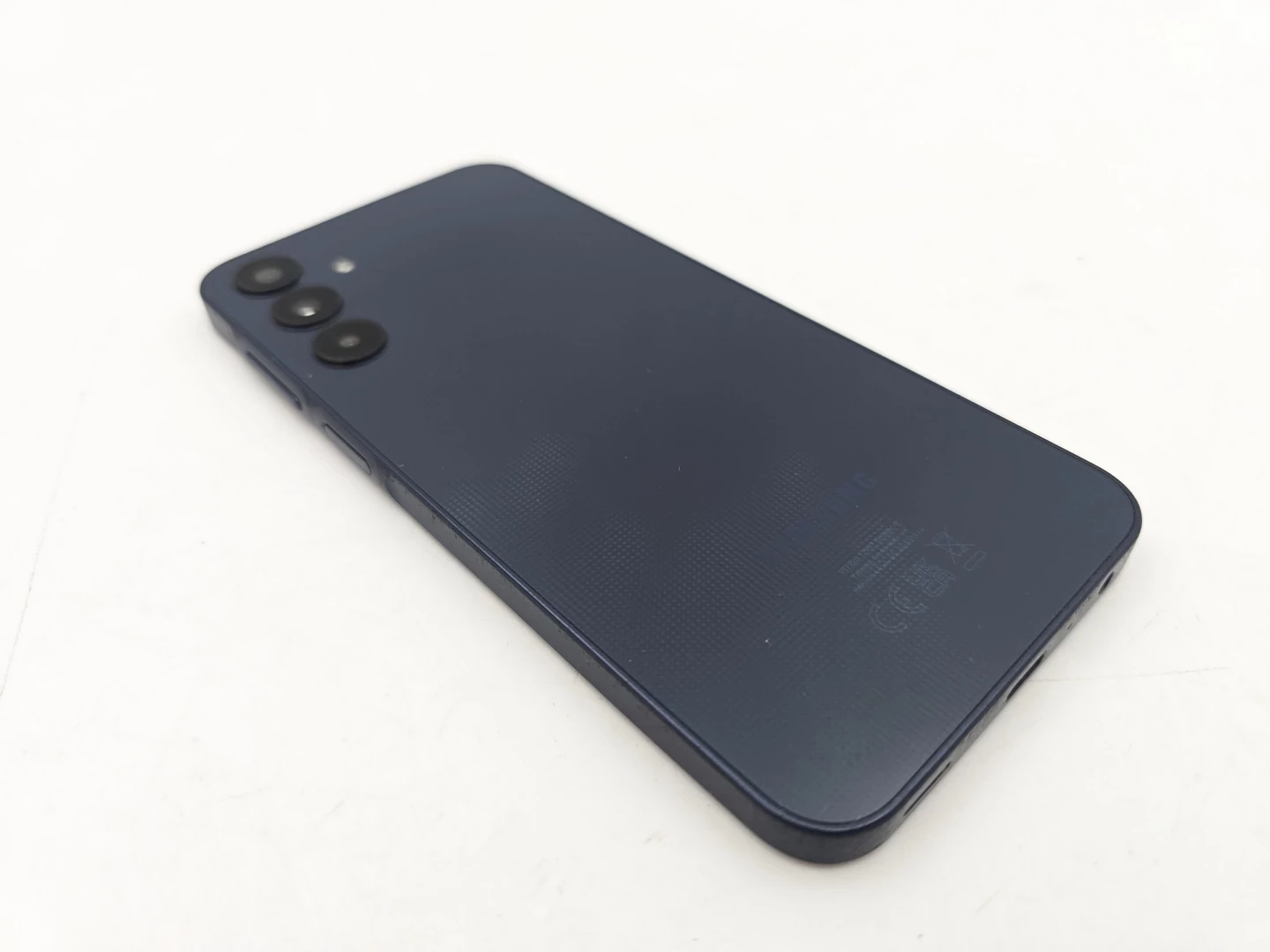 telefon-samsung-galaxy-a25-6128-komplet-wolny-od-obciazen-wbudowana-pamiec-202869-214189