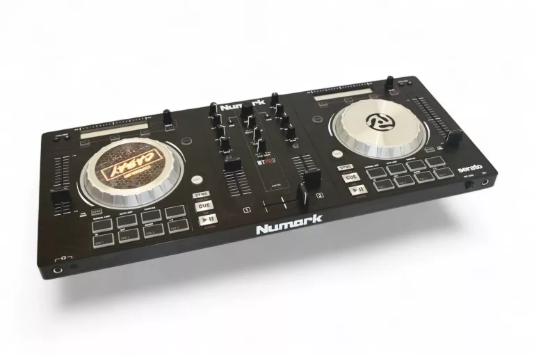 konsola-numark-mt-pro-3-liczba-kanalow-2