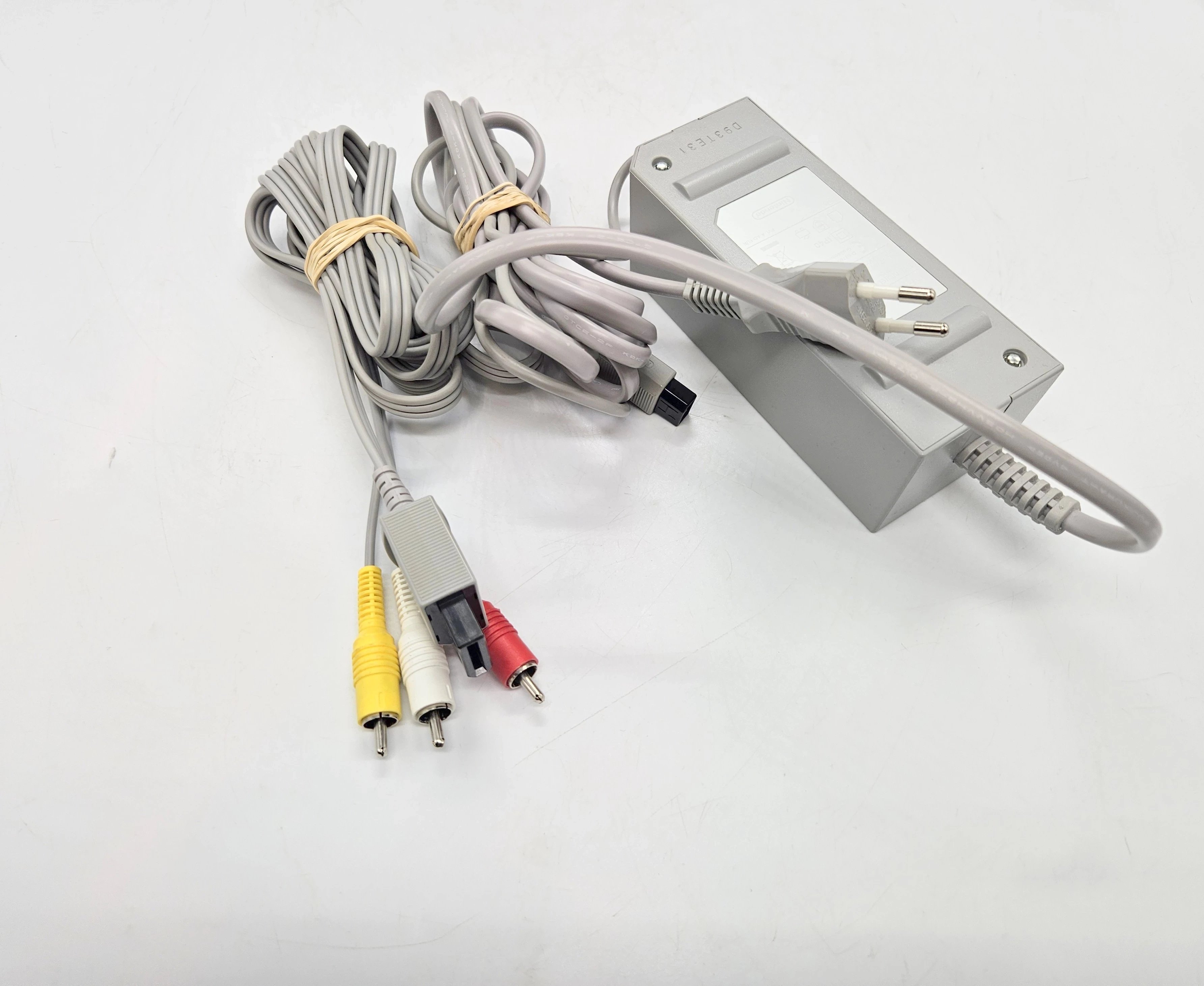 konsola-nintendo-wii-mini-rvk-021-akecesoria-producent-248914-1988321