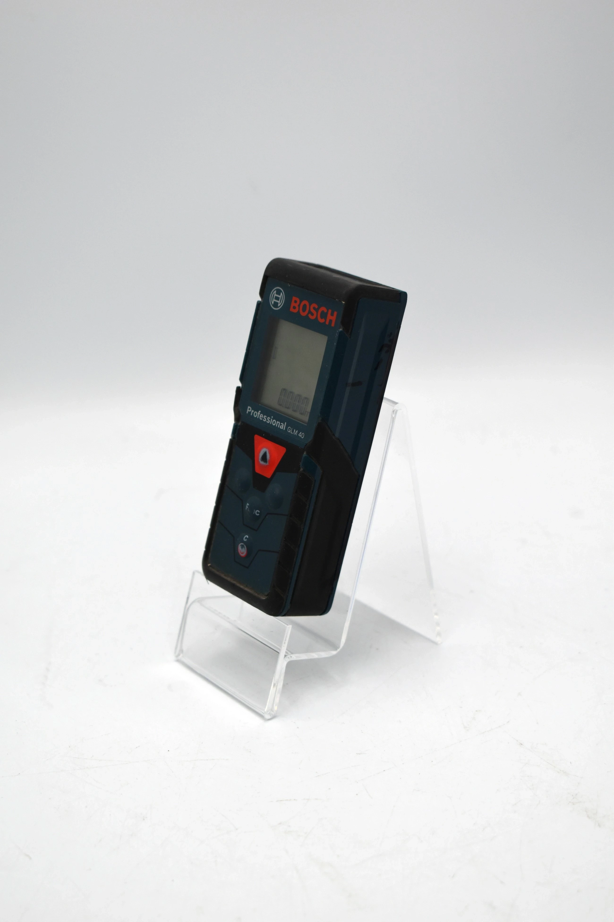 bosch-professional-glm-40-dalmierz-laserowy-na-baterie-40m-maksymalny-zasieg-204901-222077