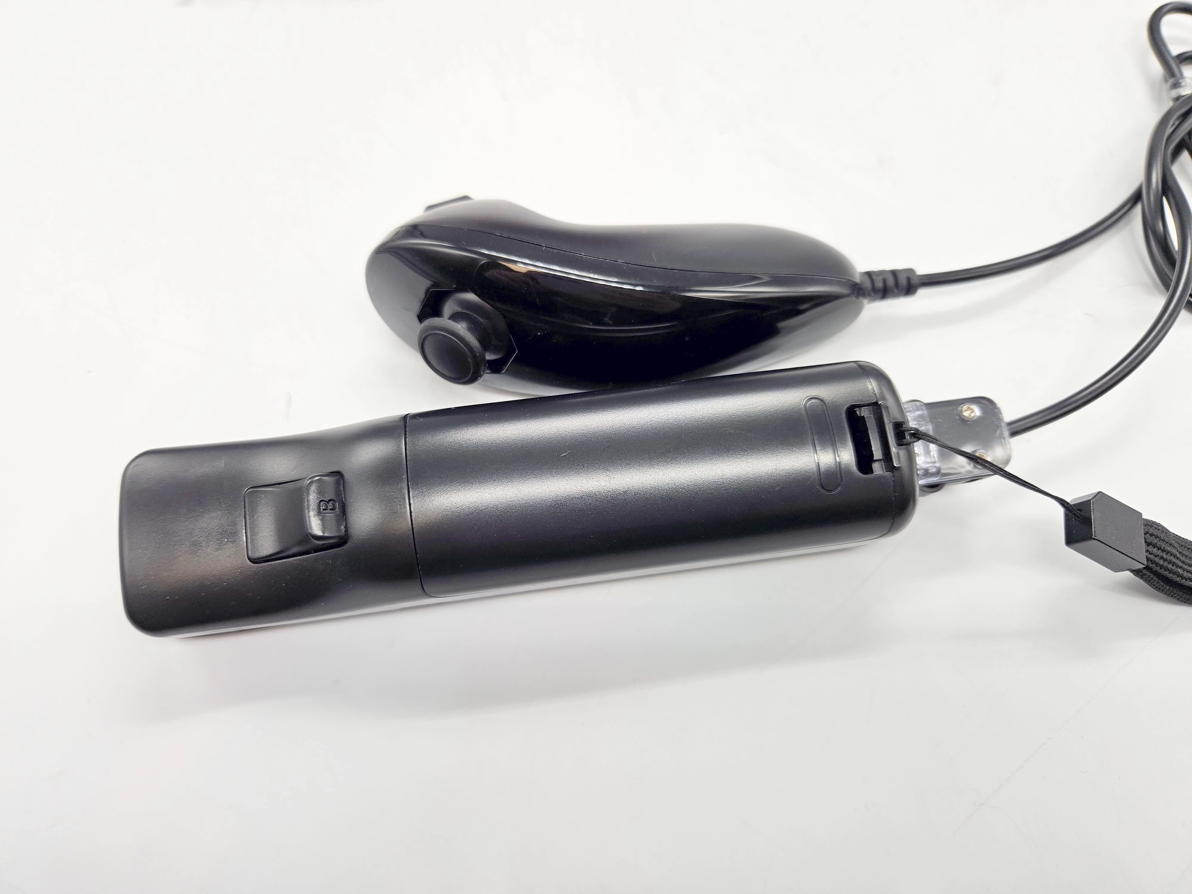 konsola-nintendo-wii-mini-rvk-021-akecesoria-model-rvl-201