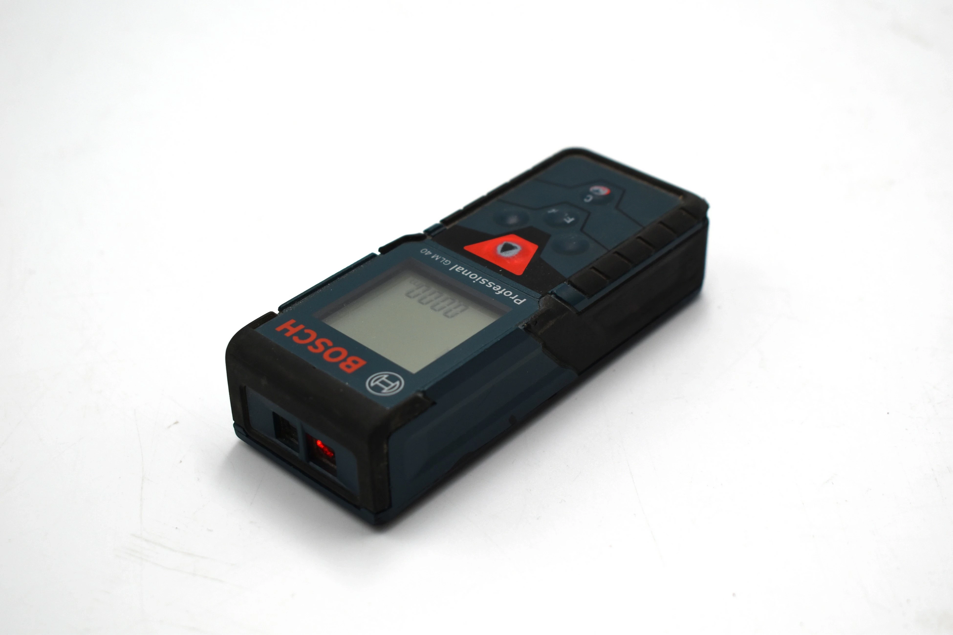 bosch-professional-glm-40-dalmierz-laserowy-na-baterie-40m-kod-producenta-0601072900