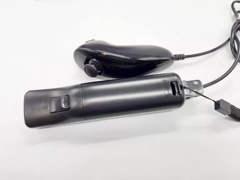 konsola-nintendo-wii-mini-rvk-021-akecesoria-model-rvl-201