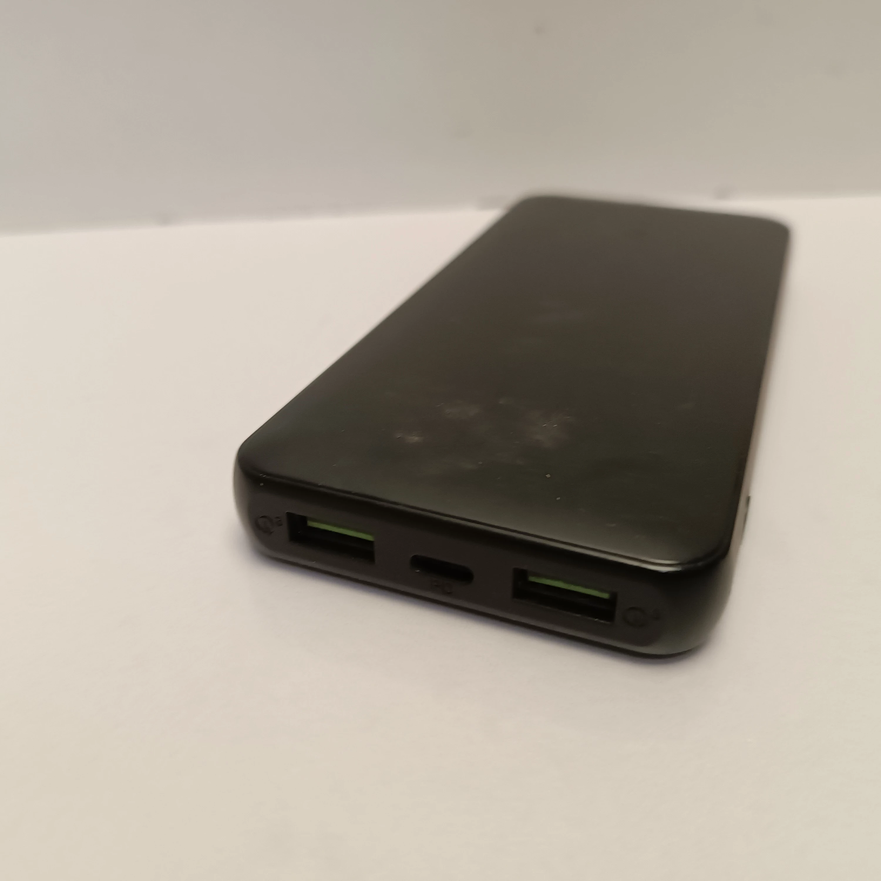 powerbank-tronic-czarny-10000-mah-stan-11323-2