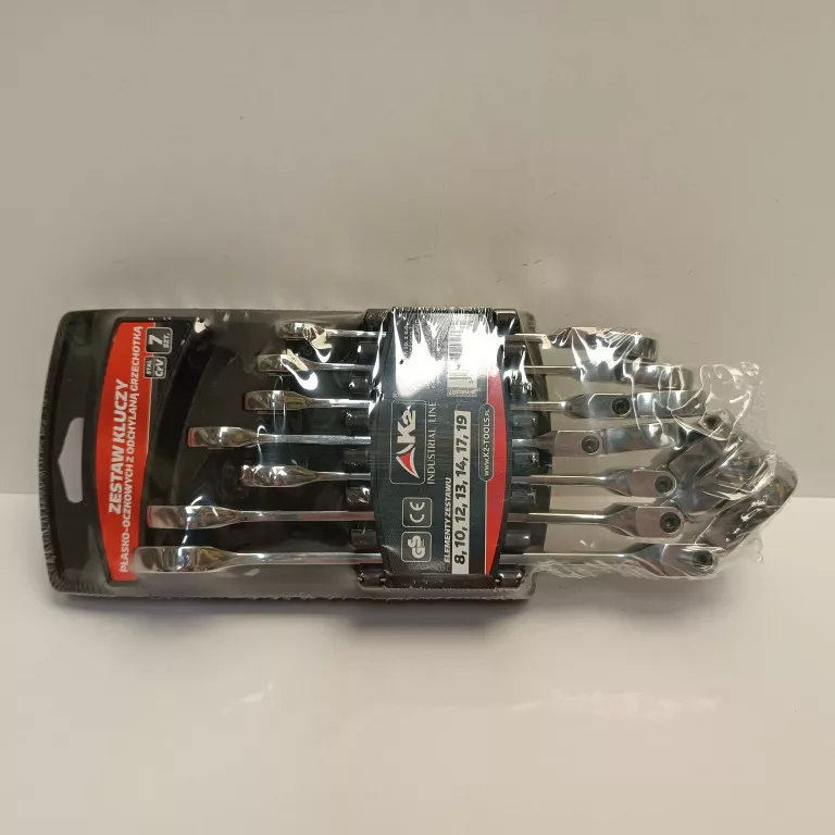 zestaw-kluczy-plask-oczkowych-k2-ean-gtin-5906775136775