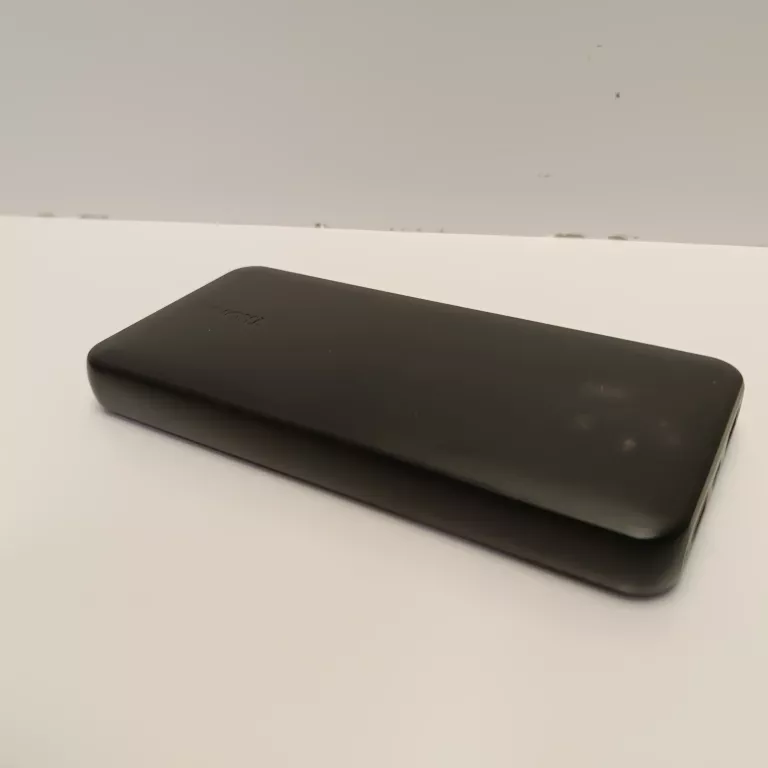 powerbank-tronic-czarny-10000-mah-pojemnosc-akumulatora-10000