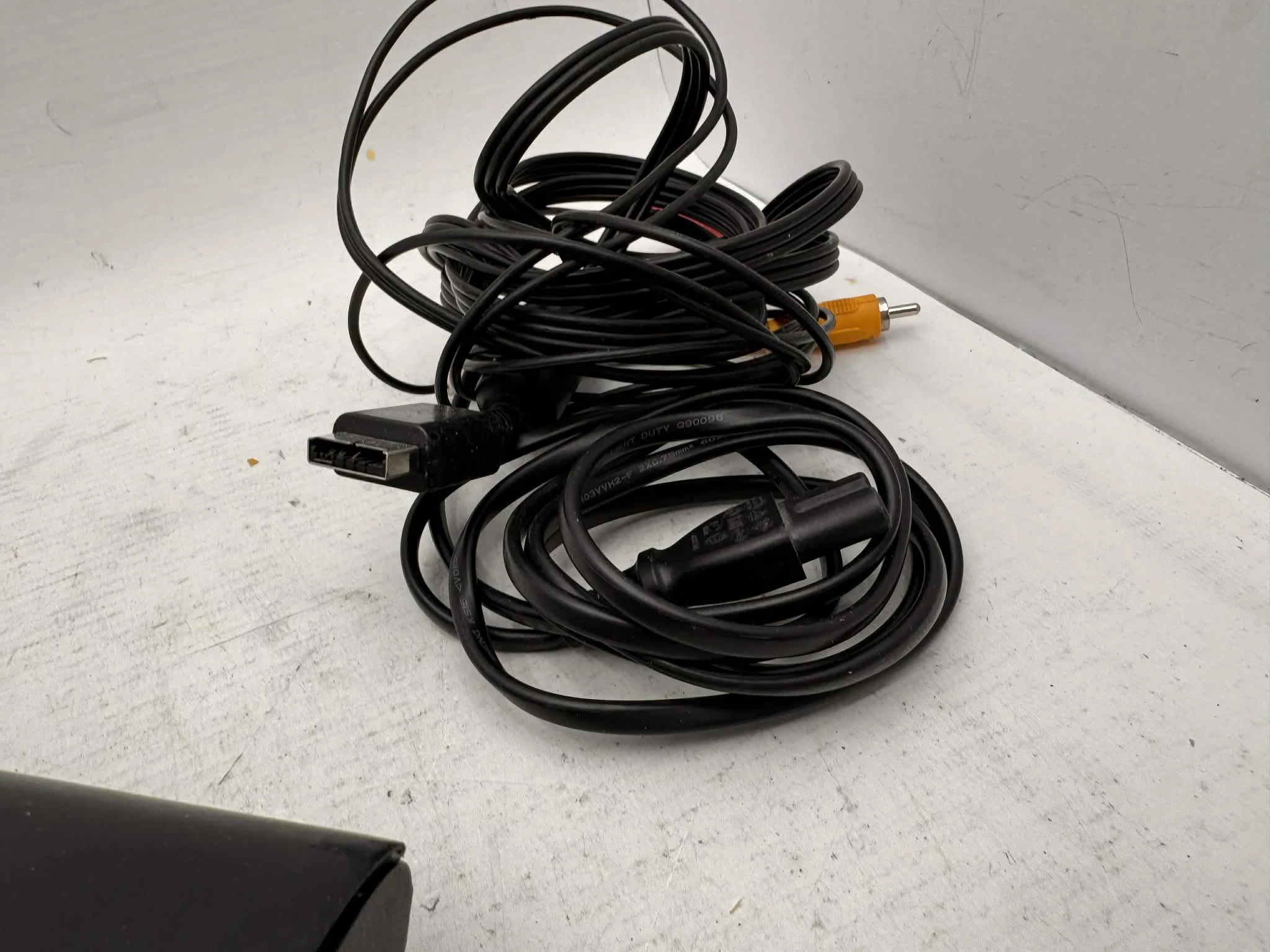 konsola-ps3-slim-500-gb-pad-opis-wersja-konsoli-3306-21