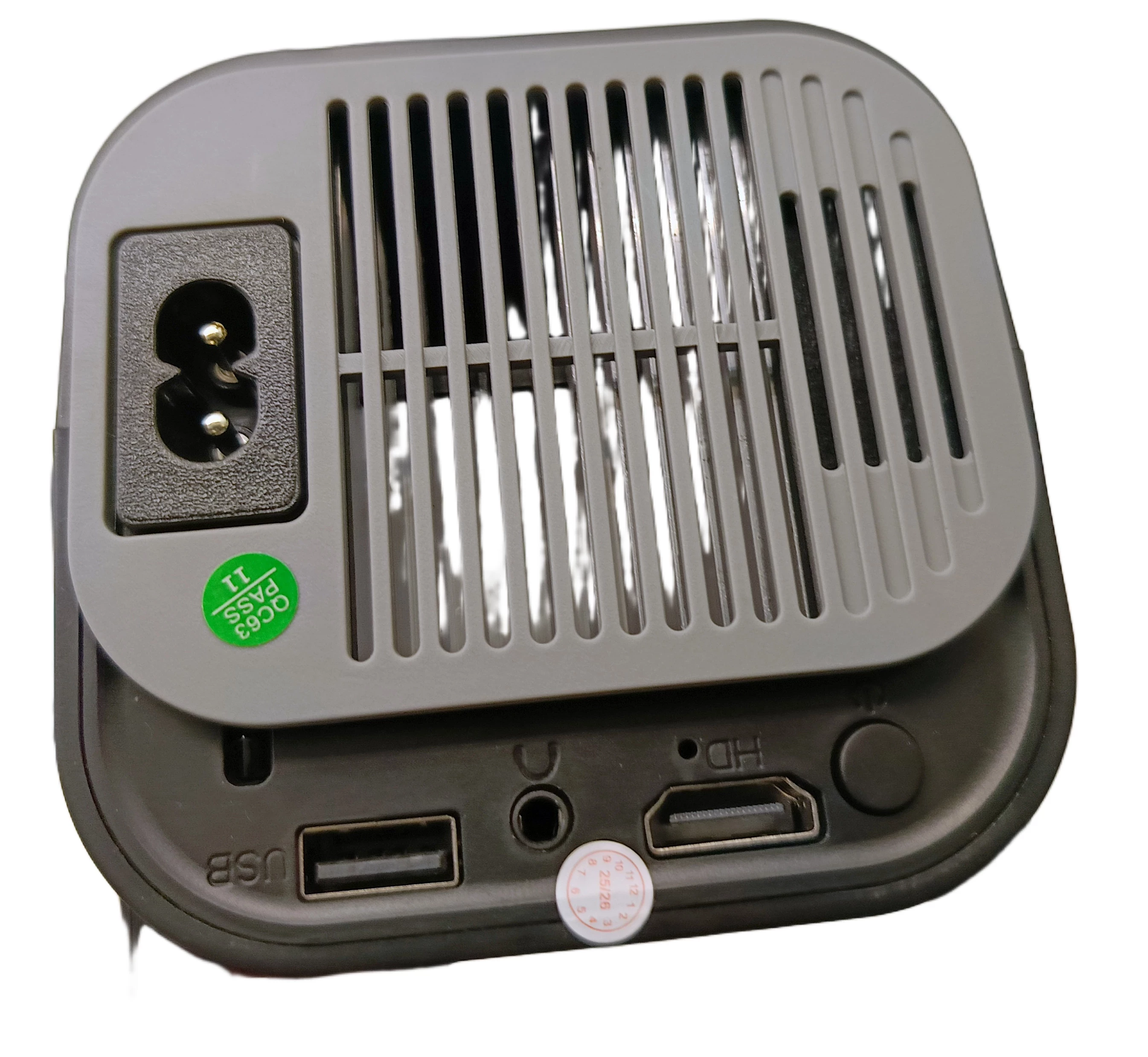 projektor-led-forever-fp-120u-kabel-pilot-pudelko-jasnosc-lampy-ansi-1