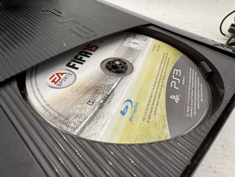 konsola-ps3-slim-500-gb-pad-opis-dysk-wbudowana-pamiec-5179-51