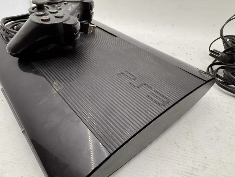 konsola-ps3-slim-500-gb-pad-opis-liczba-kontrolerow-w-zestawie-205994-225554