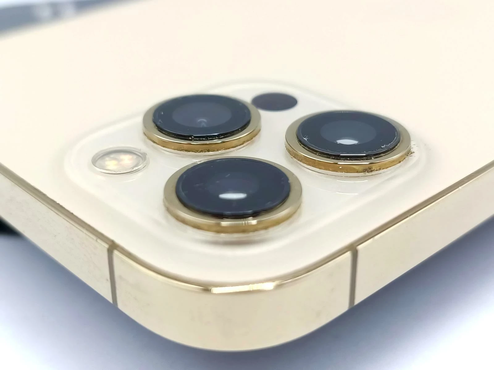 iphone-12-pro-max-128gb-100-kondycja-stan-bdb-kod-producenta-mgd93pma