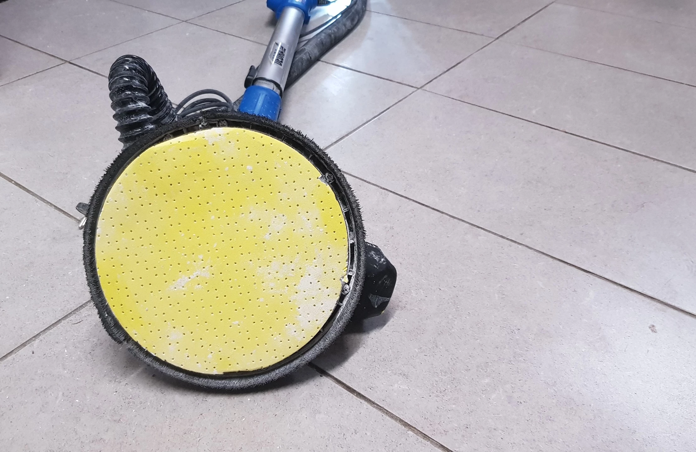 szlifierka-zyrafa-dedra-ded7743-do-gipsu-rodzaj-zasilania-128529-2