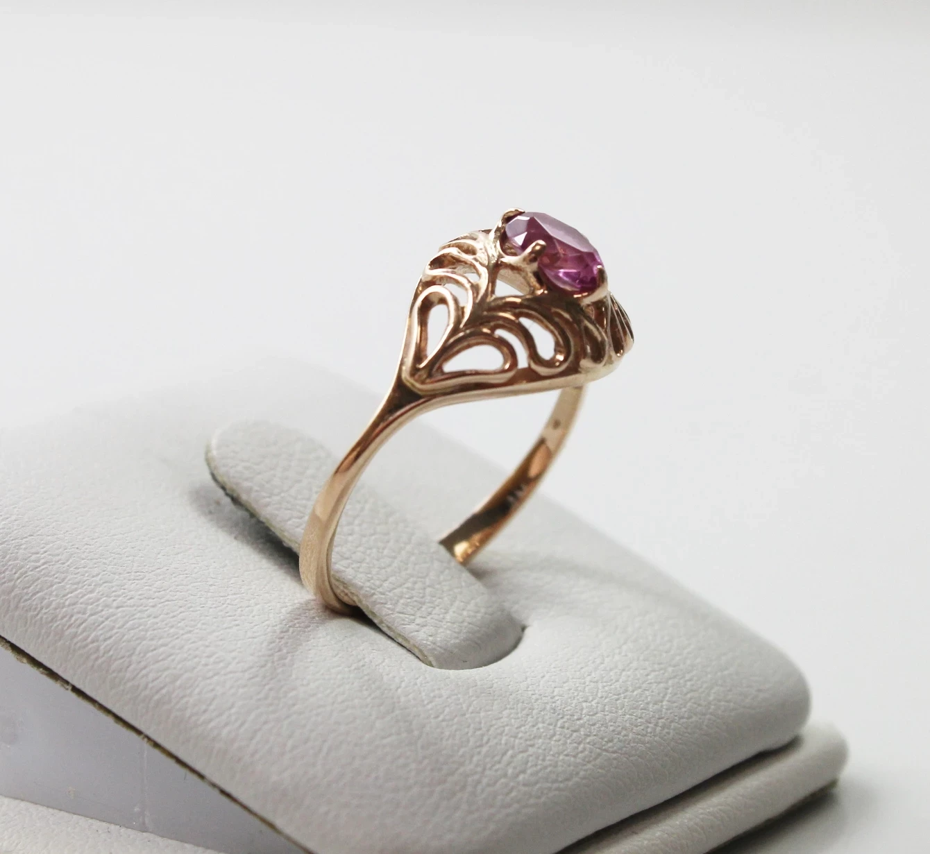 zloty-pierscionek-synt-rubin-585-r15-217g-rodzaj-2205-2