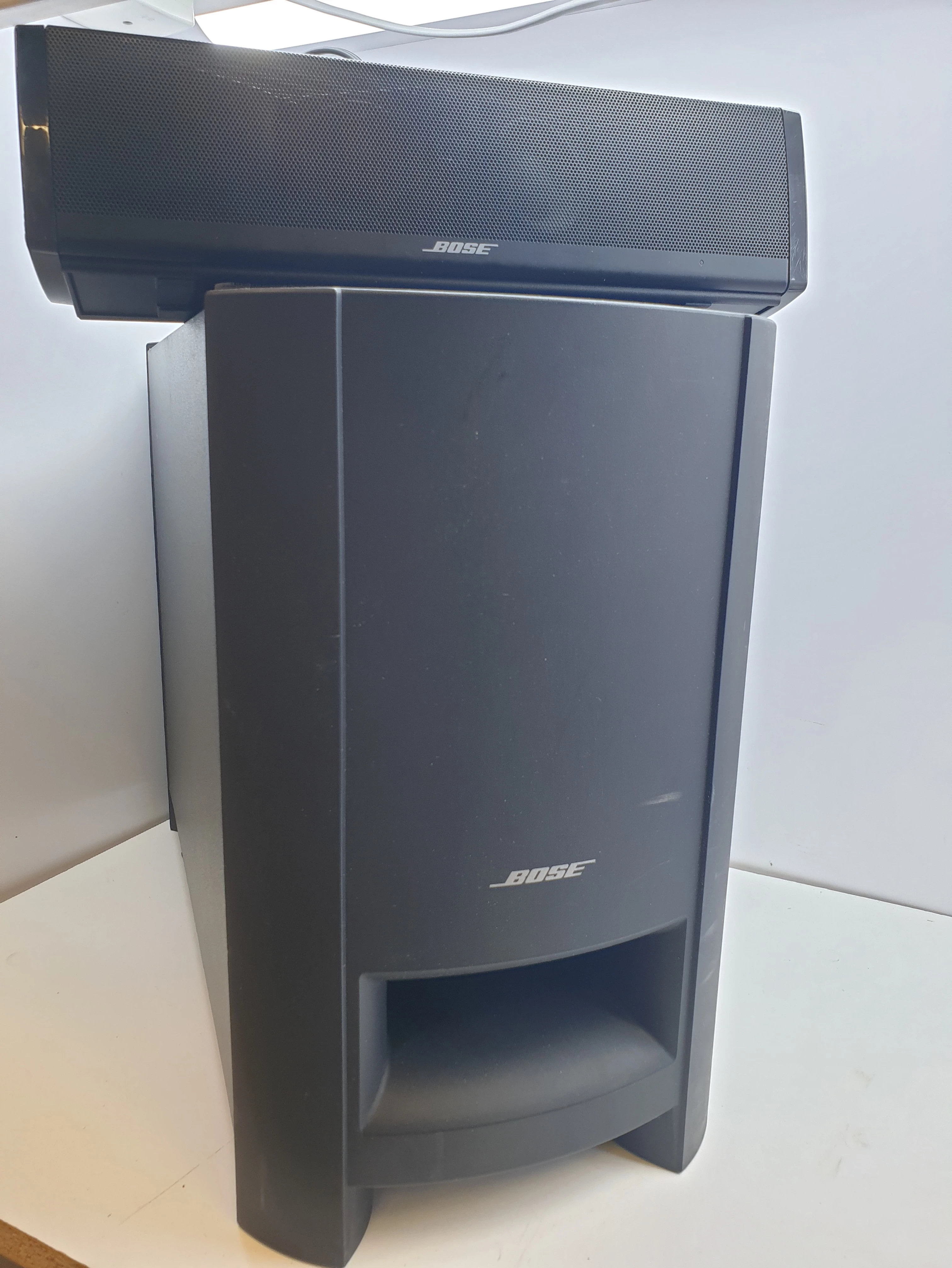 cyfrowy-system-glosnikow-kina-domowego-bose-cinemate-15-240810003-kolor-249512-1647413