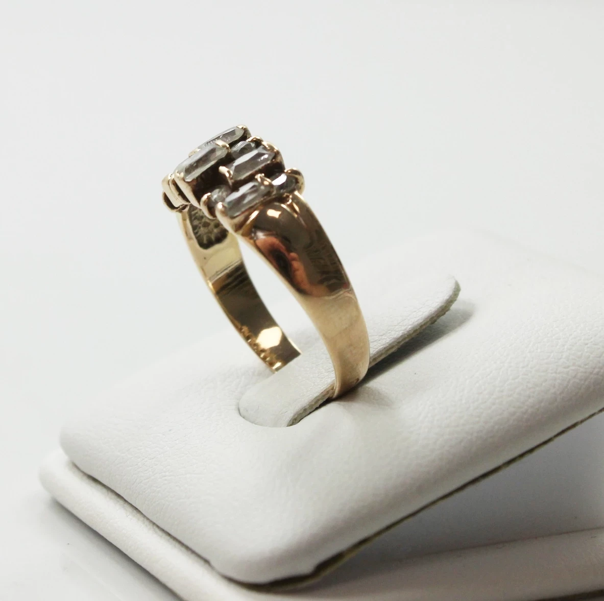 zloty-pierscionek-cyrkonie-585-r17-291g-stan-11323-2