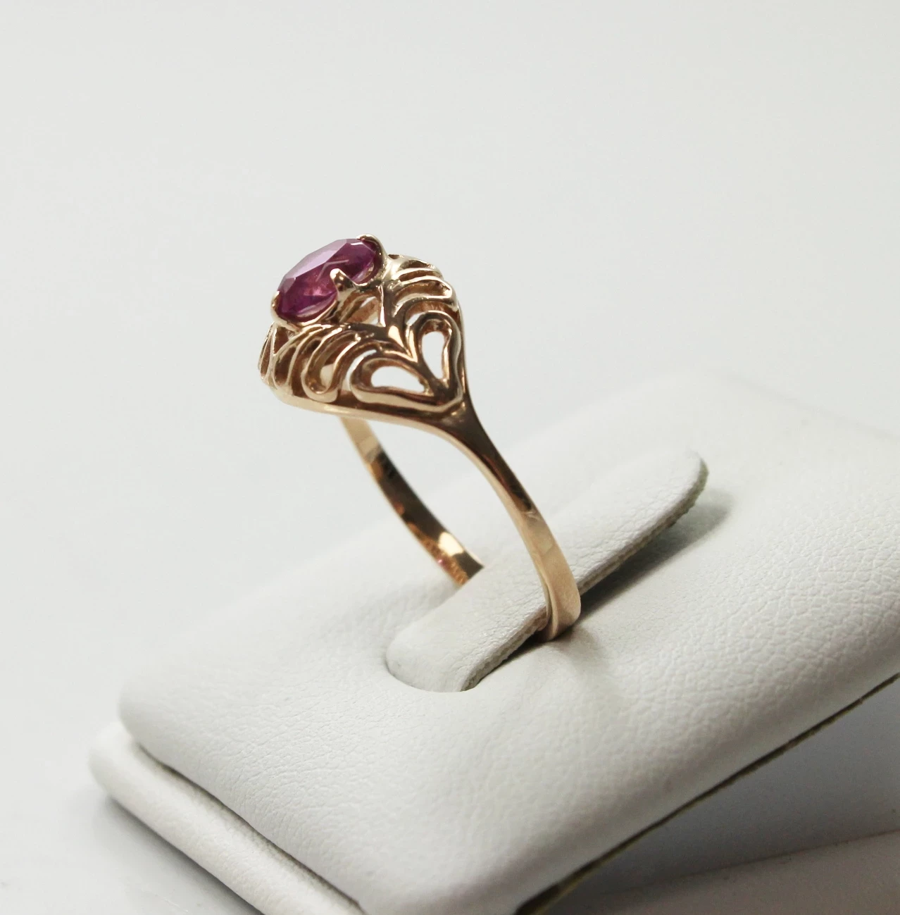 zloty-pierscionek-synt-rubin-585-r15-217g-stan-11323-2