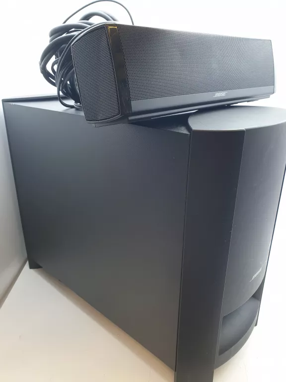 cyfrowy-system-glosnikow-kina-domowego-bose-cinemate-15-240810003-kolegialna-33-plock