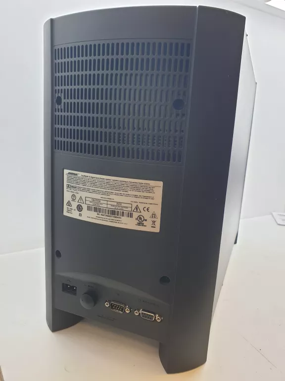 cyfrowy-system-glosnikow-kina-domowego-bose-cinemate-15-240810003-model-bose-cinemate-15