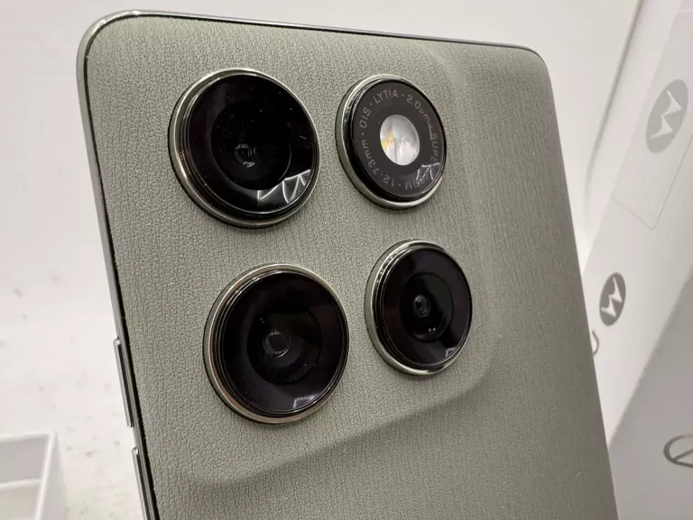 telefon-motorola-edge-60-pro-512gb-stan-11323-2