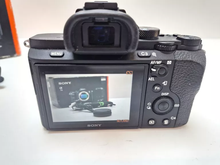 aparat-fotograficzny-sony-alpha-ilce-7-mark-ii-korpus-obiektyw-czarny-ean-gtin-4548736001763