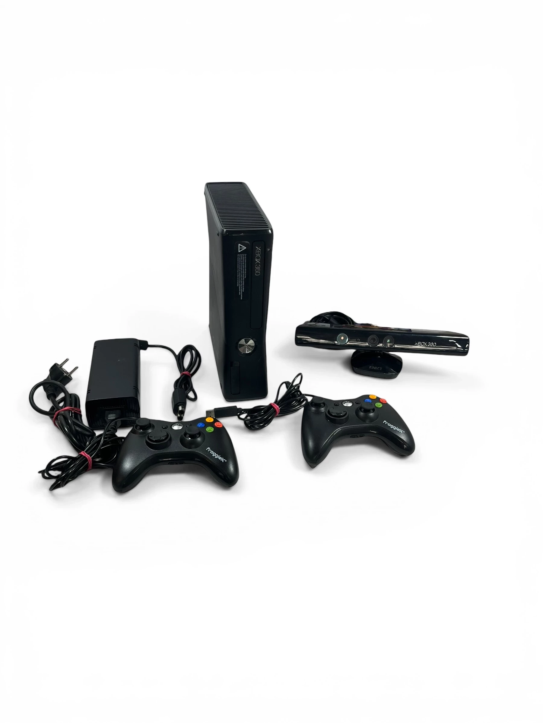 konsola-xbox-360-slim-2-pady-kablowe-kinect-zasilacz-jurowiecka-11-bialystok