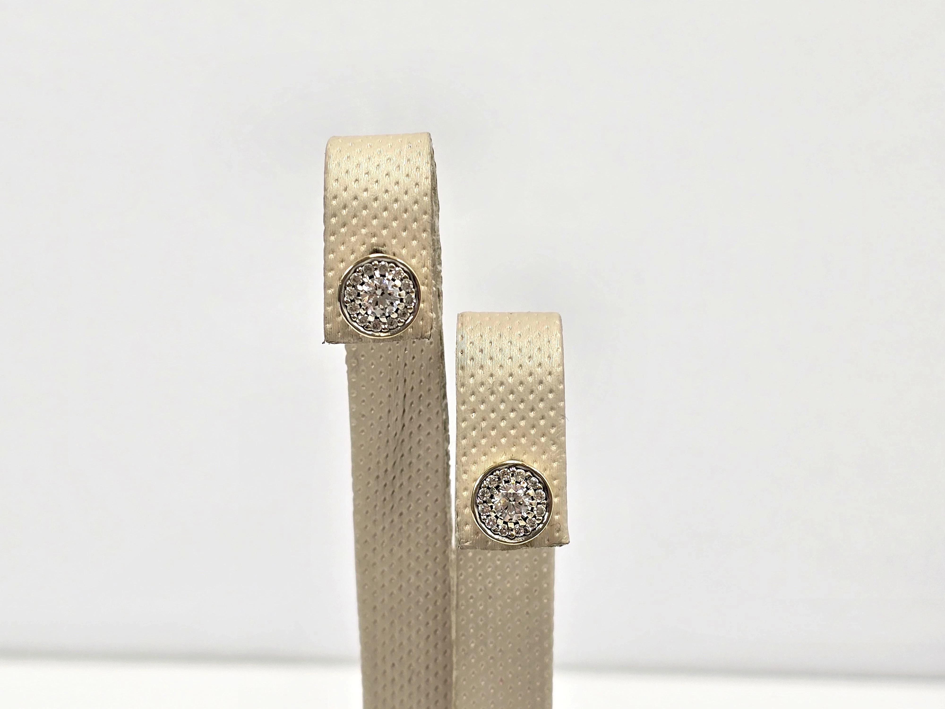 zlote-okragle-kolczyki-z-cyrkoniami-p333-w178g-material-15835-2