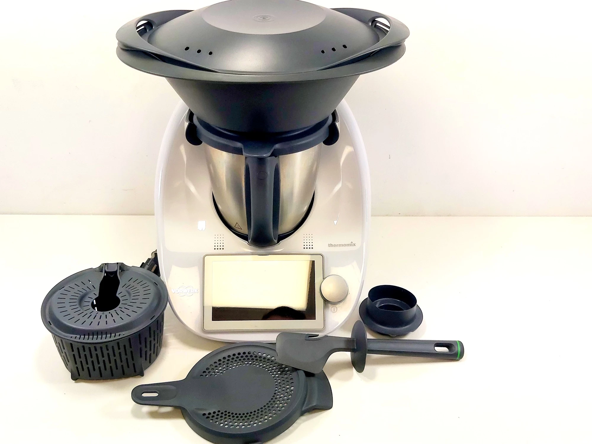 niezastapiony-robot-kuchenny-thermomix-tm6-1-akcesoria-mickiewicza-1-nidzica