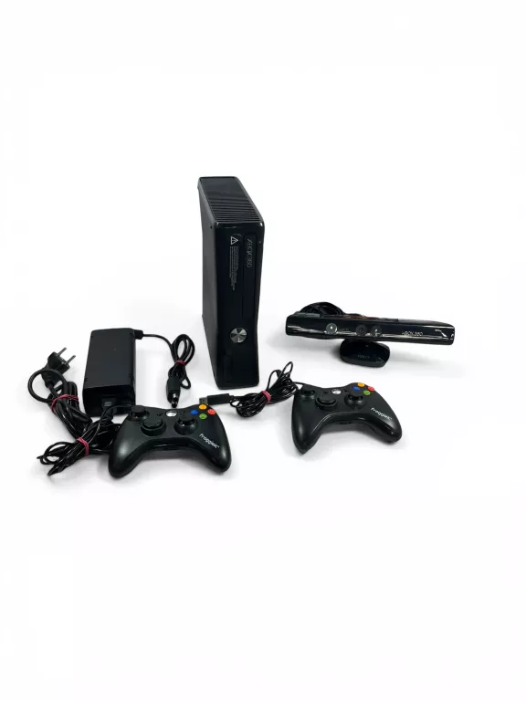 konsola-xbox-360-slim-2-pady-kablowe-kinect-zasilacz-jurowiecka-11-bialystok