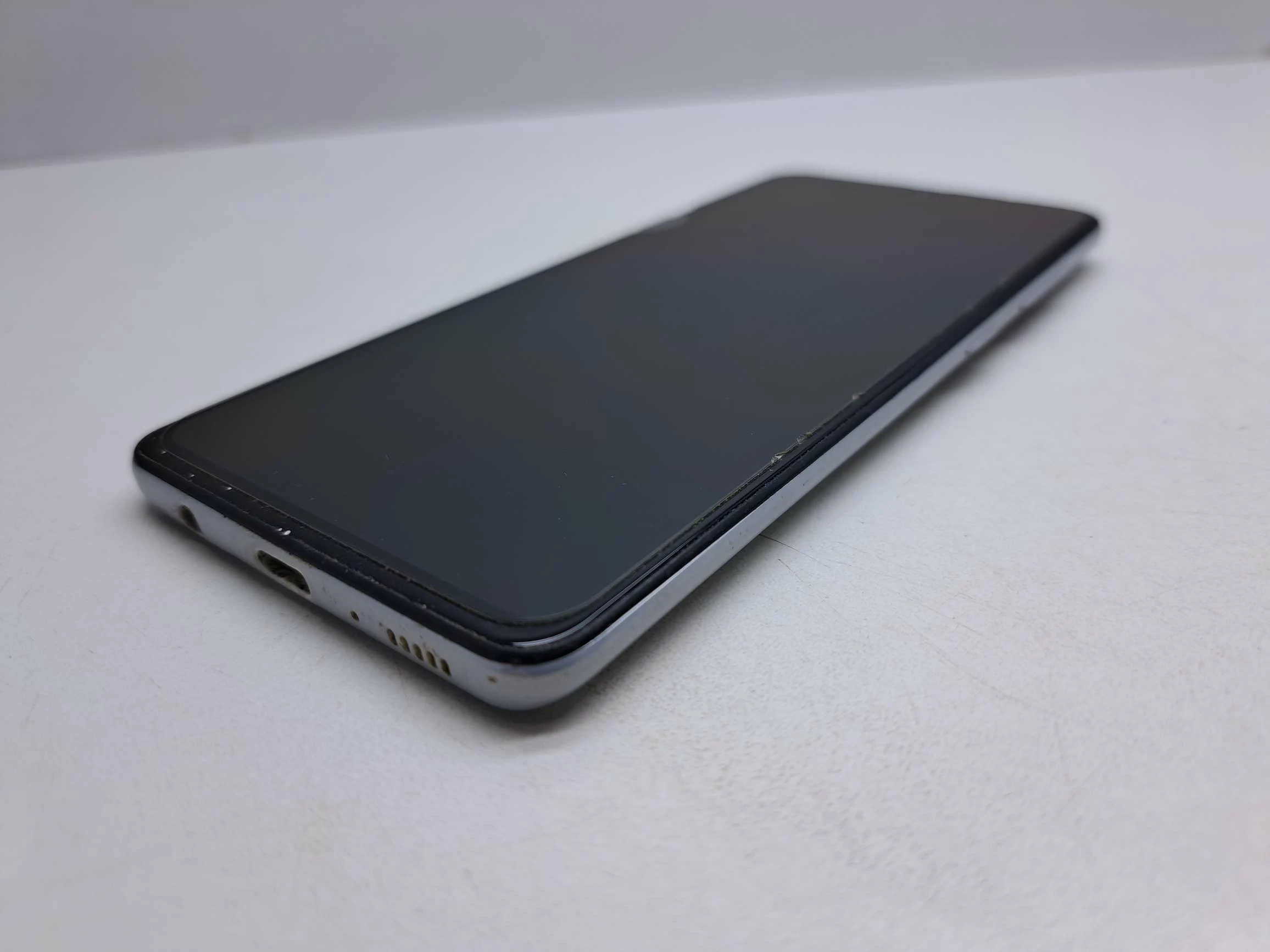 telefon-samsung-galaxy-a41-opis-przekatna-ekranu-610