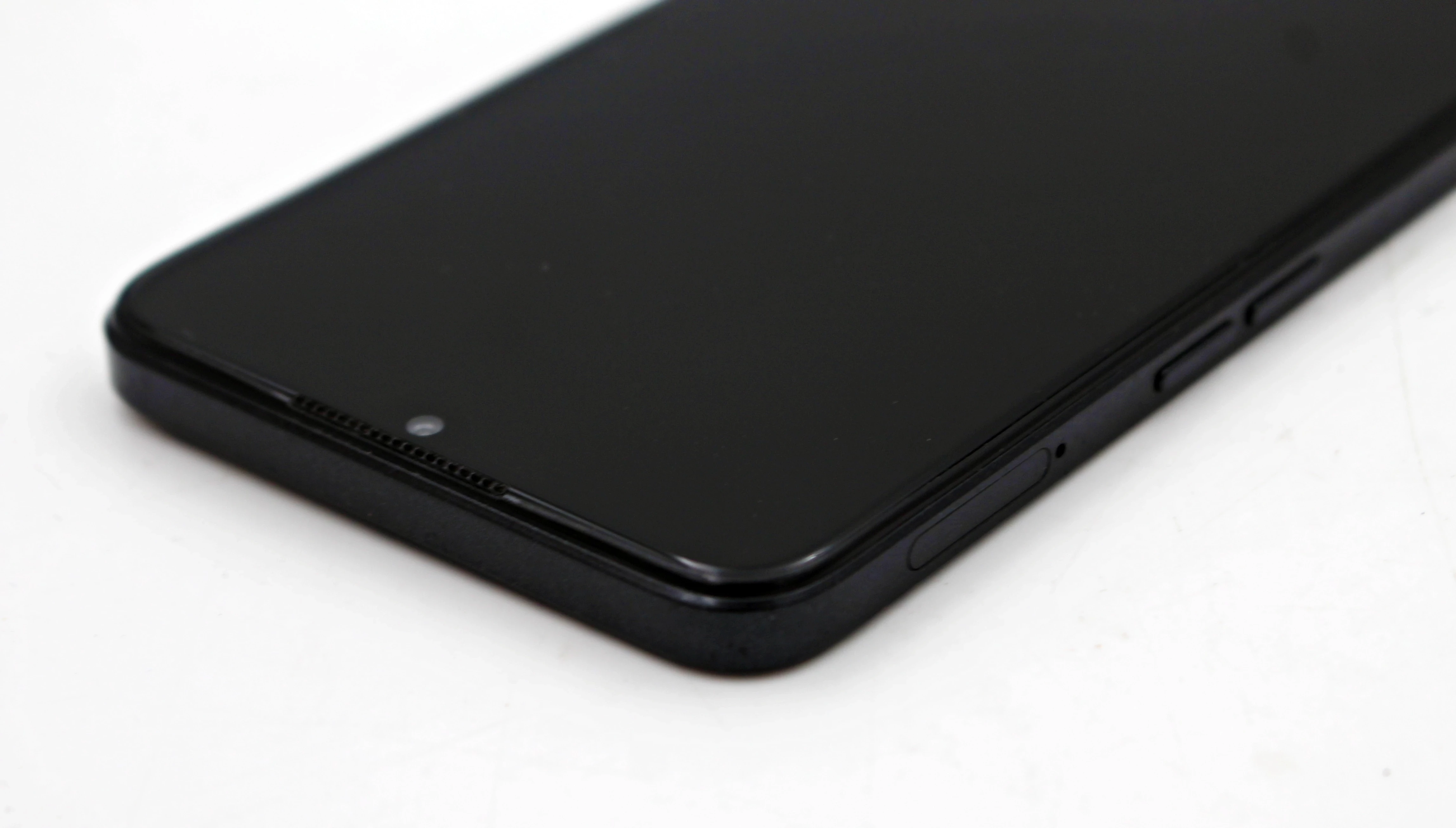 smartfon-oppo-a78-8128gb-643-90hz-czarny-przekatna-ekranu-656