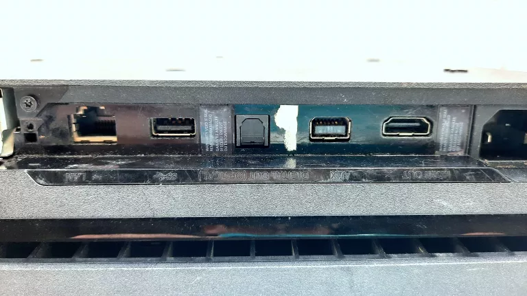 konsola-ps4-pro-cuh-7016b-1tbi-pad-czarny-okazja-wersja-130590-3