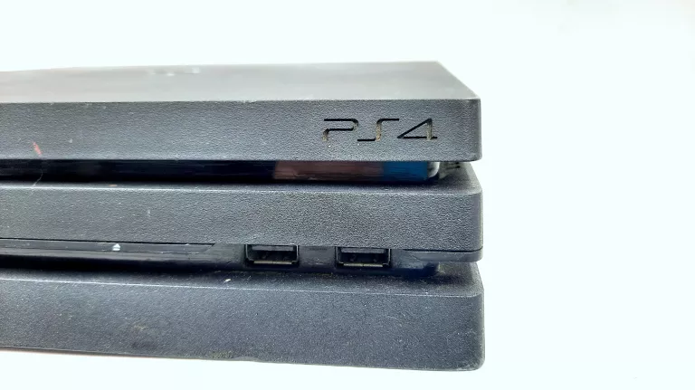 konsola-ps4-pro-cuh-7016b-1tbi-pad-czarny-okazja-kolor-249512-1647413