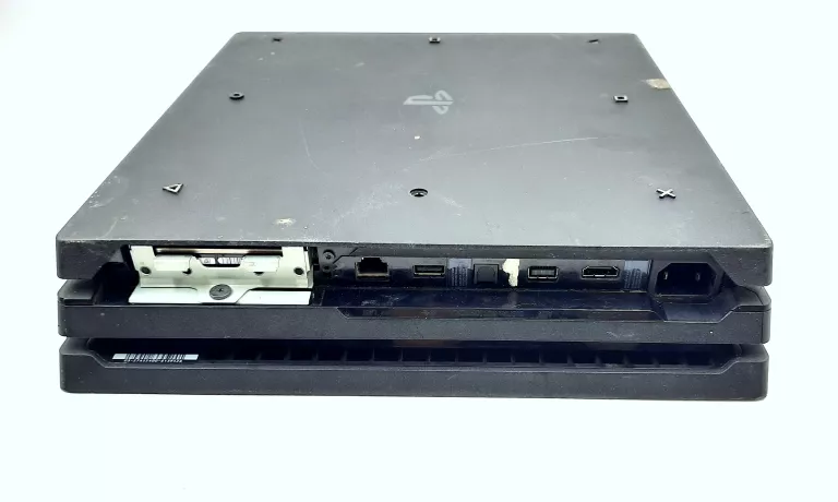 konsola-ps4-pro-cuh-7016b-1tbi-pad-czarny-okazja-kod-producenta-cuh-7216