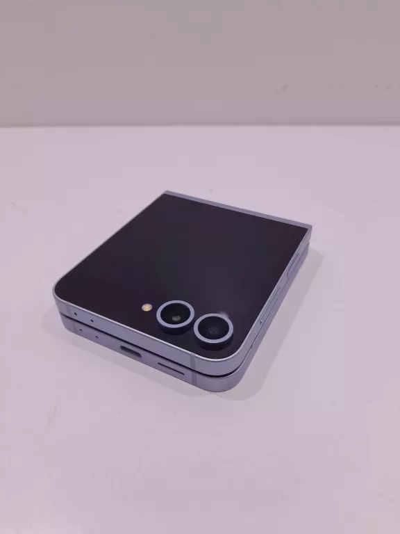 telefon-samsung-galaxy-z-flip-6-pamiec-ram-202865-324301