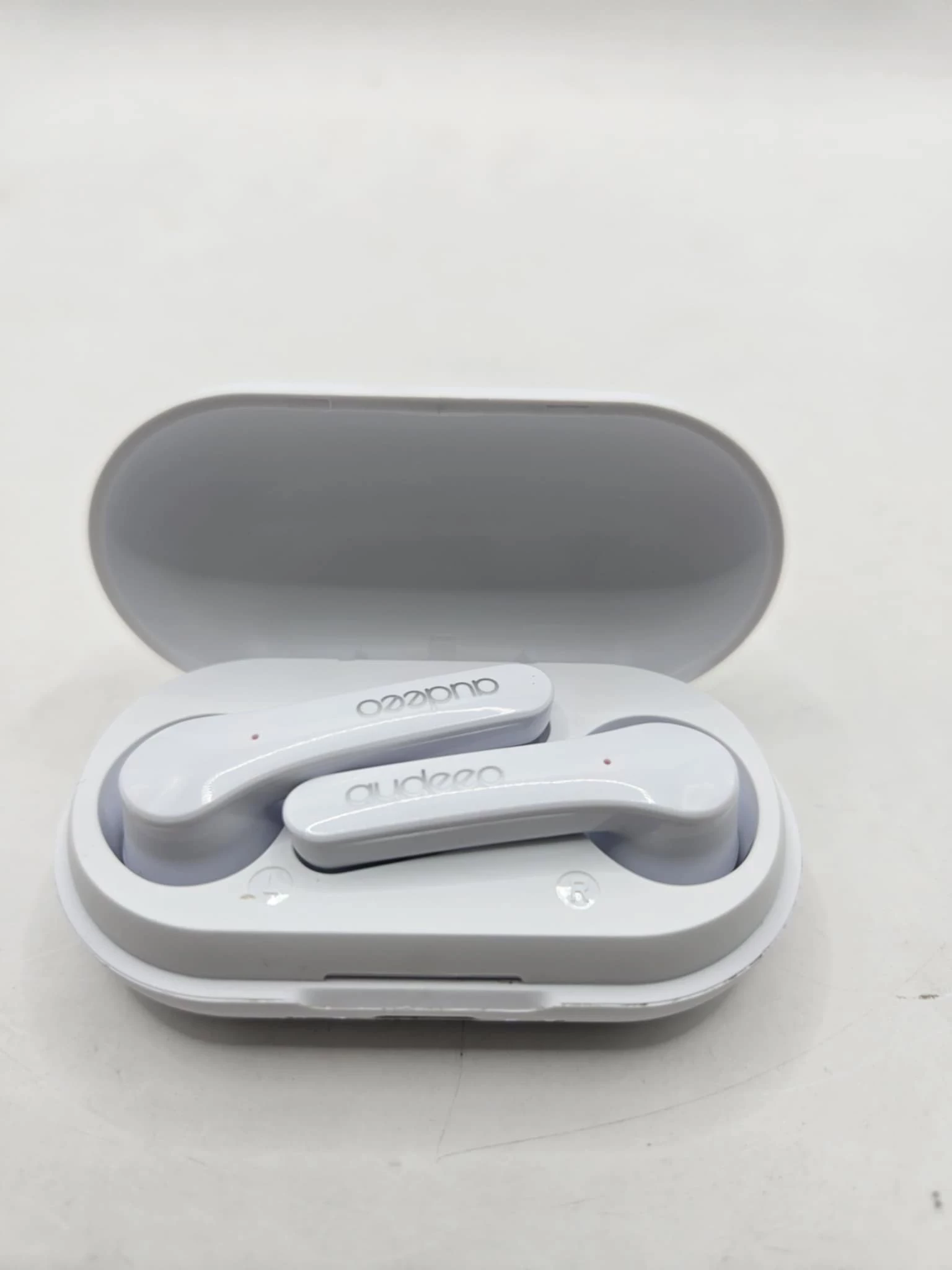 sluchawki-bezprzewodowe-audeeo-niedurnego-4301-ruda-slaska