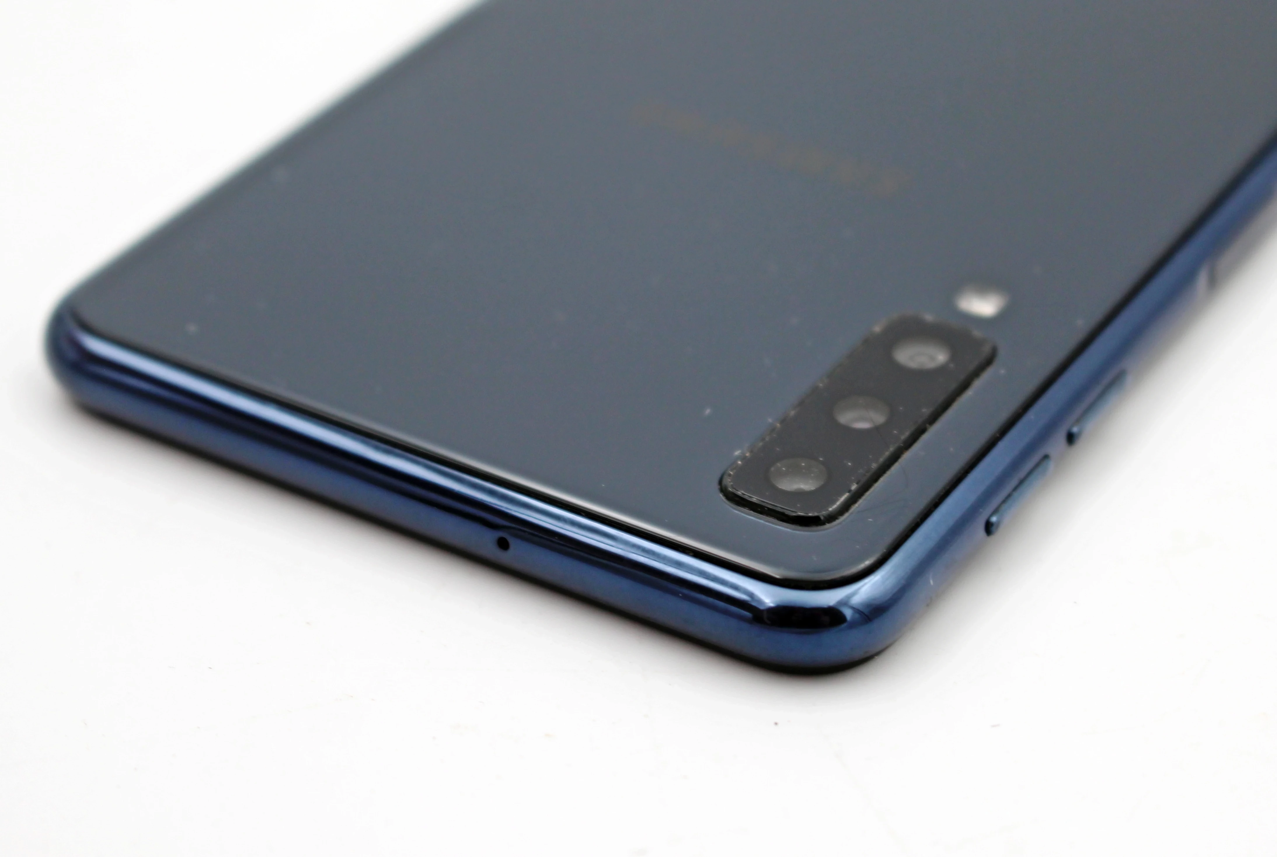 smartfon-samsung-galaxy-a7-2018-464gb-6-czarny-sm-a750-pamiec-ram-202865-214121