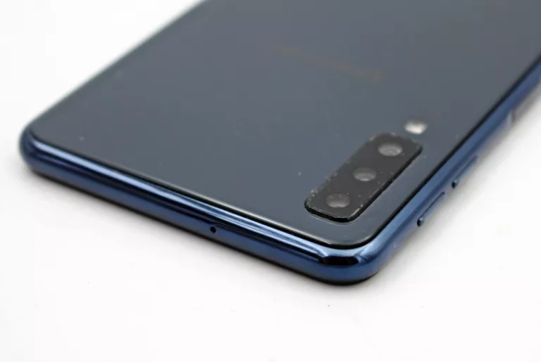 smartfon-samsung-galaxy-a7-2018-464gb-6-czarny-sm-a750-pamiec-ram-202865-214121