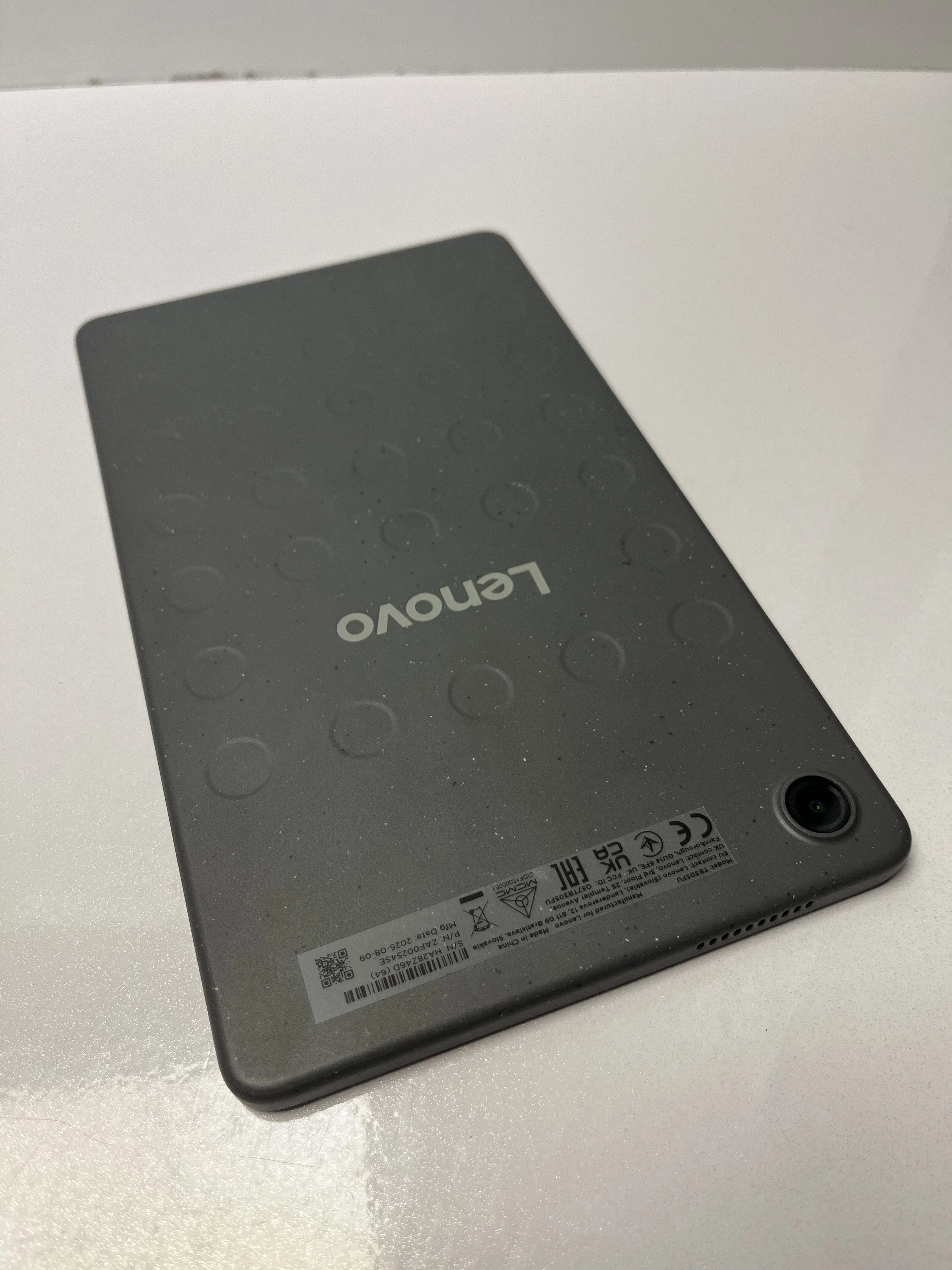 tablet-lenovo-tab-one-464gb-transmisja-danych-217-1024