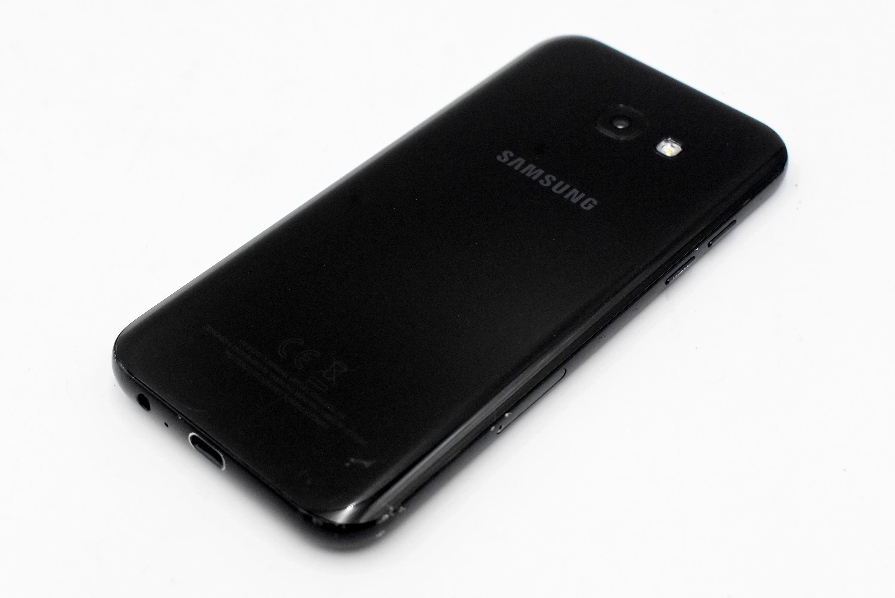 telefon-samsung-galaxy-a5-2017-3gb32gb-zbity-typ-202685-212929