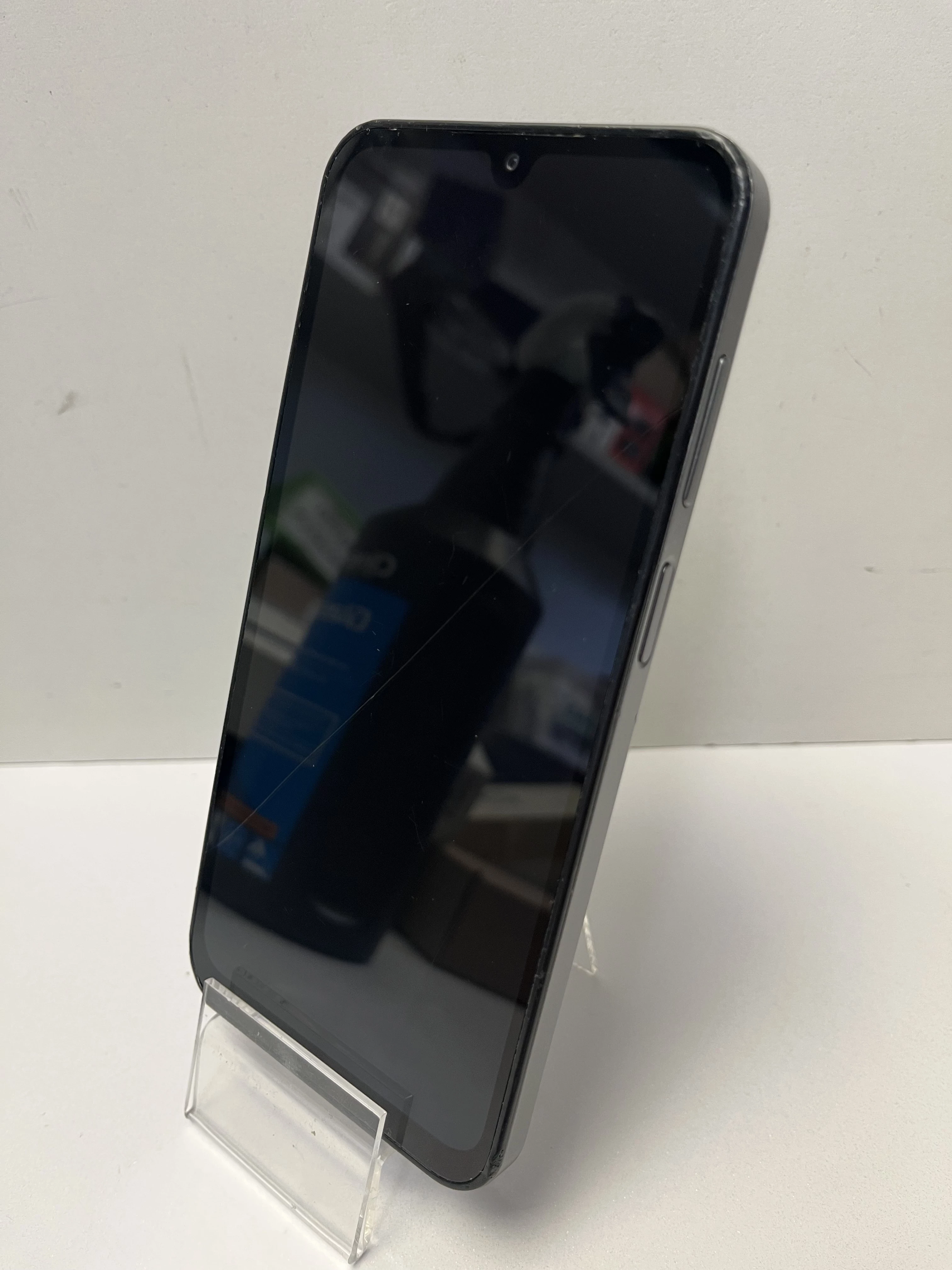 telefon-samsung-galaxy-m15-4128gb-opis-stan-11323-2