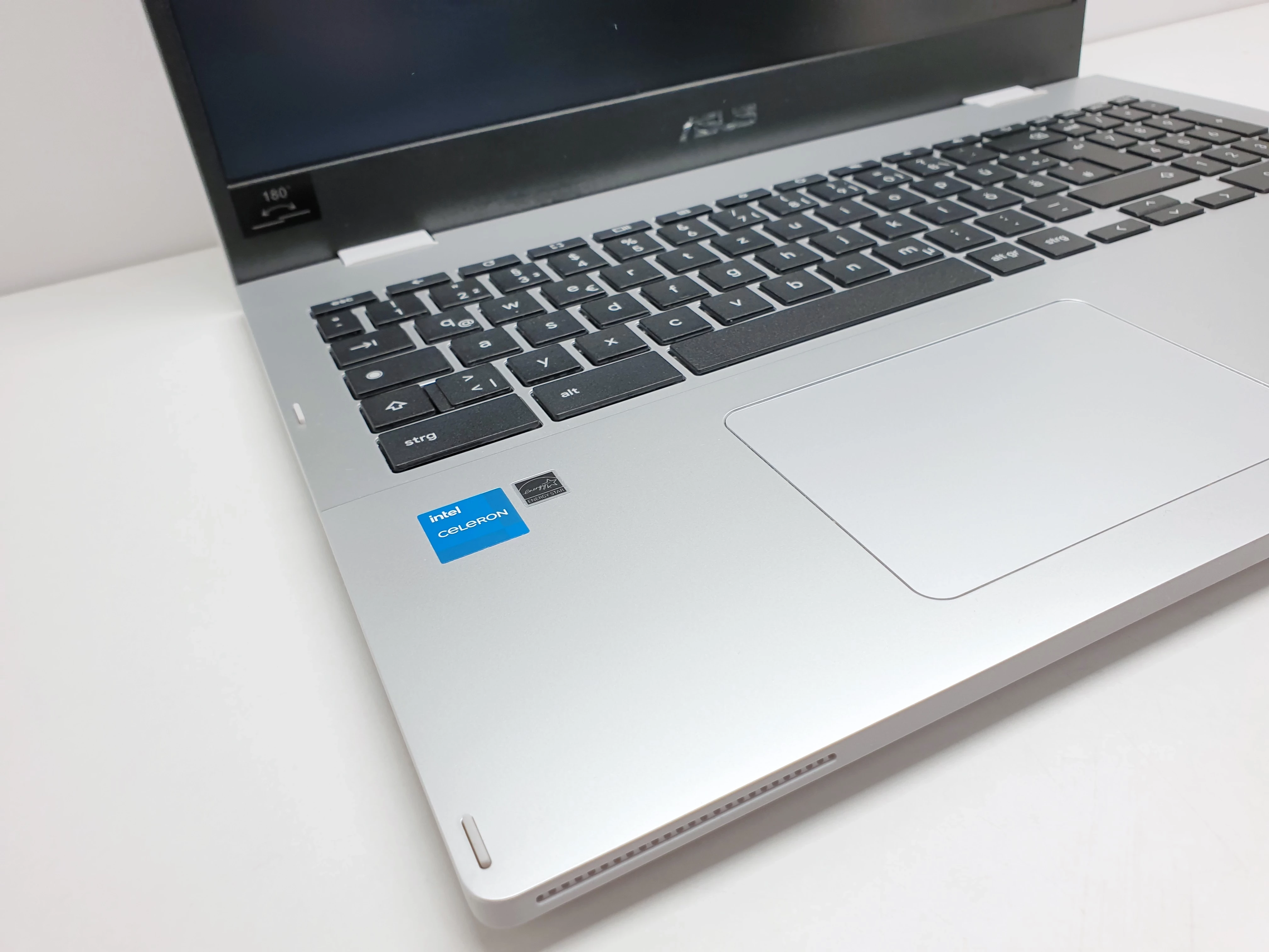 laptop-asus-chromebook-cx1500cka-nj0357-4gb128gb-intel-celeron-n4500-rodzaj-karty-graficznej-1234-1