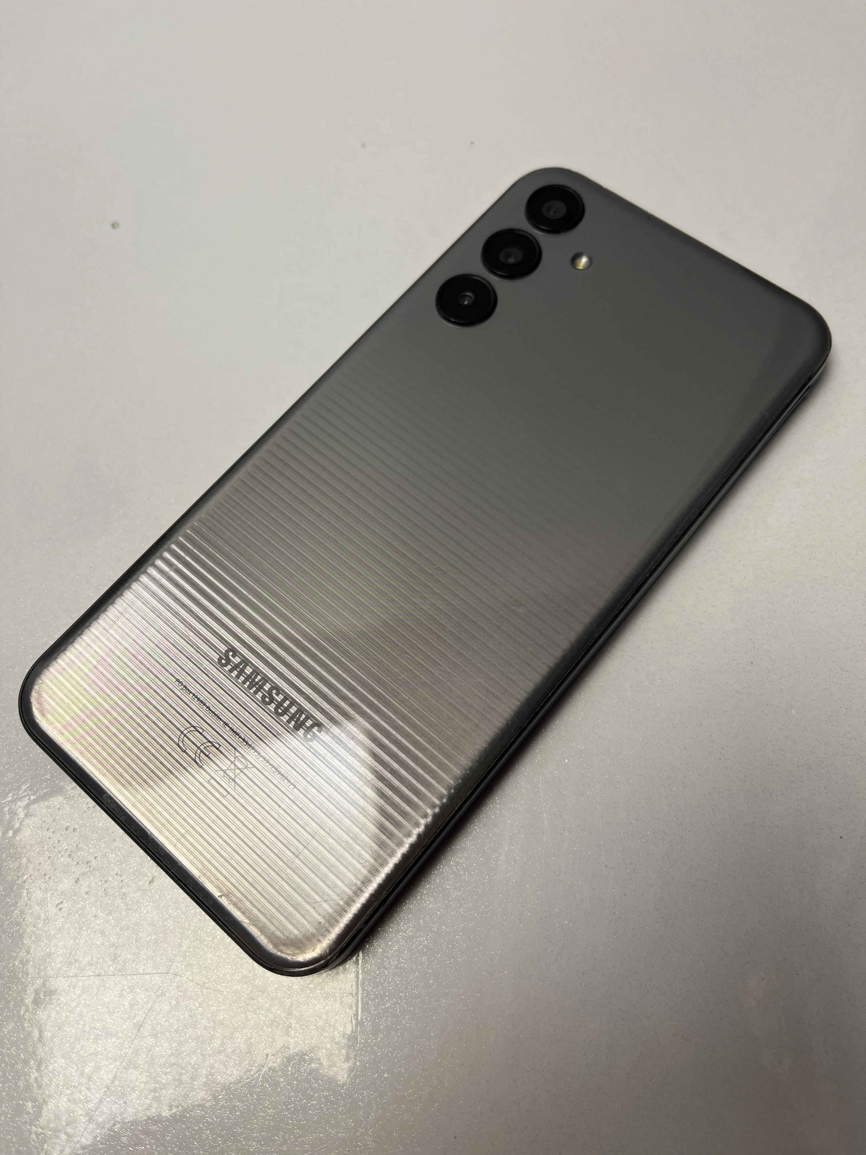 telefon-samsung-galaxy-m15-4128gb-opis-pamiec-ram-202865-214121