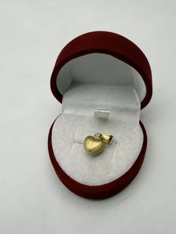 sliczna-zlota-zawieszka-serduszko-09g-585-1cmx15cm-rynek-20-gostynin-fly